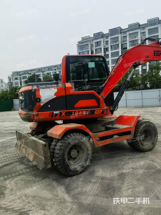 整機(jī)右后45°(整機(jī)外觀) 整機(jī)右后45°(整機(jī)外觀)