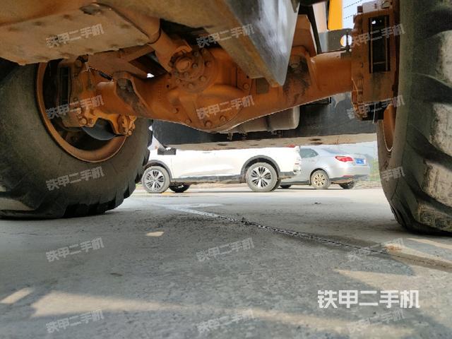 后驅(qū)動(dòng)橋（液壓/傳動(dòng)系統(tǒng)）