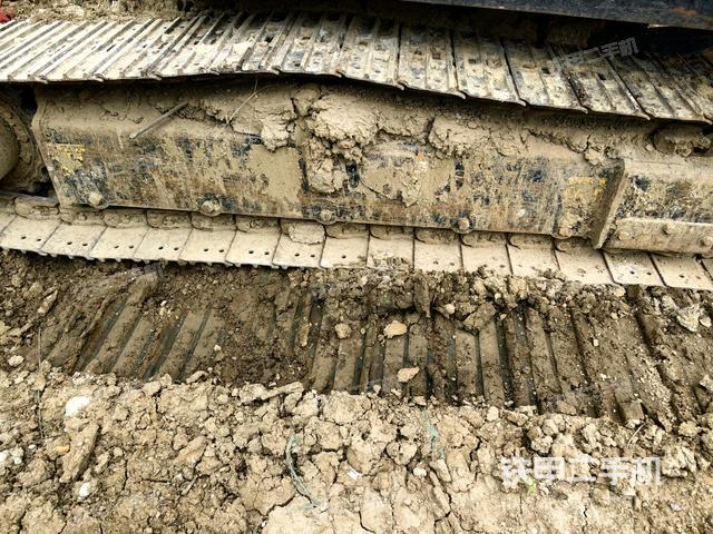 左側(cè)履帶整體?（行走機(jī)構(gòu)）