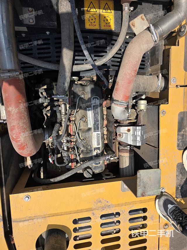 发动机整体俯视（整机外观）