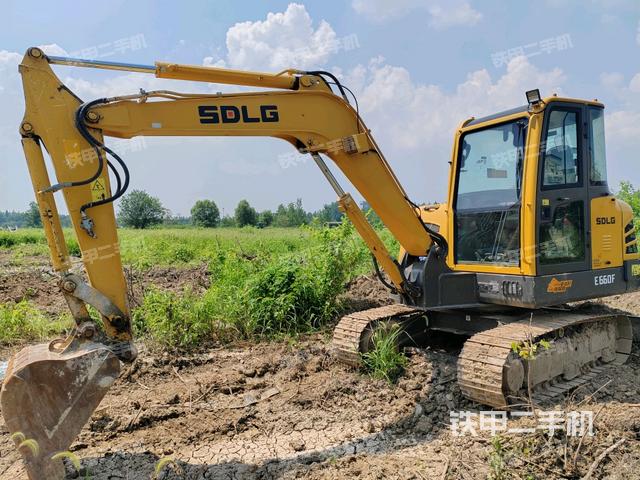 山東臨工E635F挖掘機