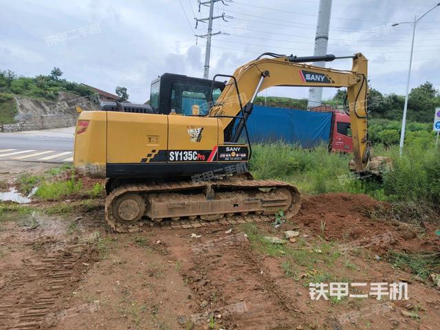 整機右后45°(整機外觀) 整機右后45°(整機外觀)