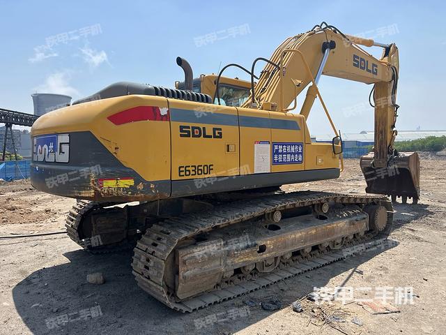 整机右后45°（整机外观）