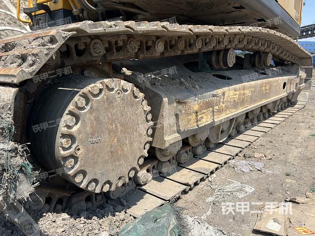 单侧履带整体（整机外观）