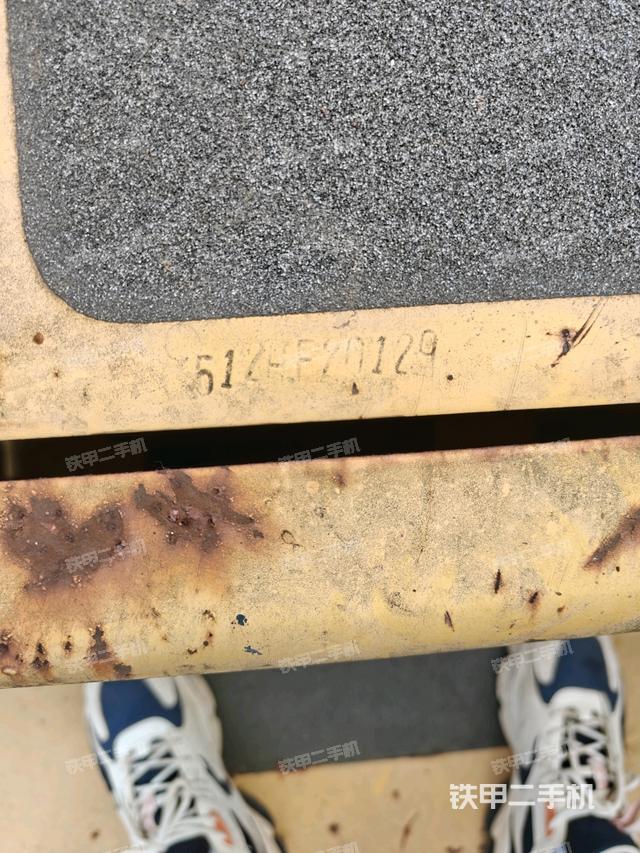 大臂根部?斜視(工作和回轉(zhuǎn)裝置) 大臂根部?斜視(工作和回轉(zhuǎn)裝置)