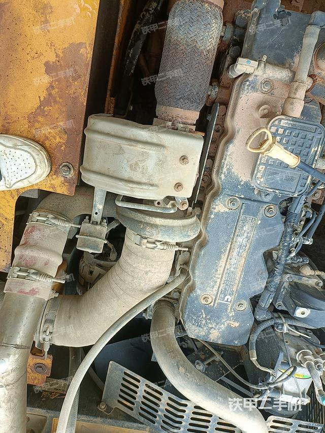 发动机整体俯视（整机外观）