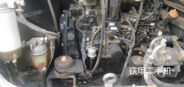 发动机整体俯视（整机外观）