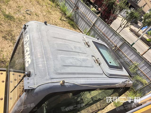 駕駛室頂部俯視(上車部件) 駕駛室頂部俯視(上車部件)
