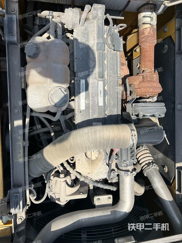 发动机整体俯视（整机外观）