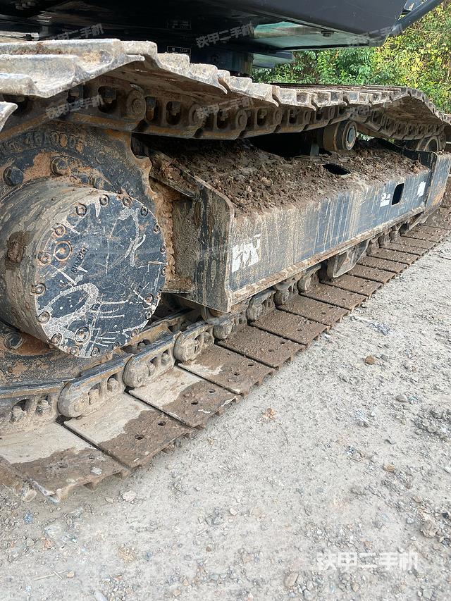 单侧履带整体（整机外观）