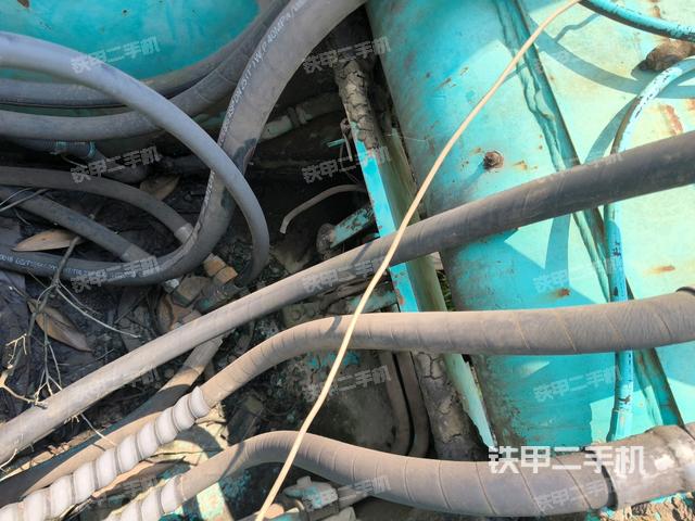 中央回轉(zhuǎn)接頭特寫(上車部件) 中央回轉(zhuǎn)接頭特寫(上車部件)