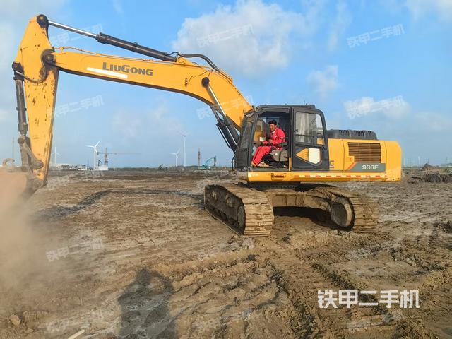 柳工CLG933EHD挖掘機