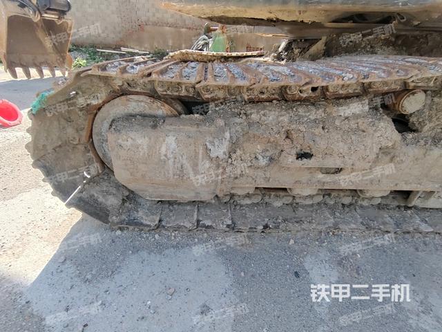 左导向轮(行走机构) 左导向轮(行走机构)