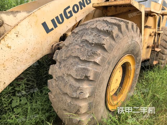 右后輪（行走機(jī)構(gòu)）