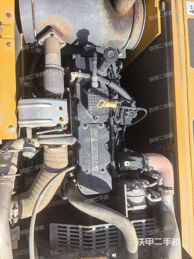 發(fā)動機室(上車部件) 發(fā)動機室(上車部件)