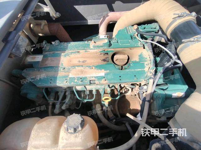 增压器特写(上车部件) 增压器特写(上车部件)