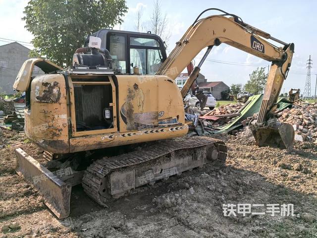 整機(jī)右后45°(整機(jī)外觀) 整機(jī)右后45°(整機(jī)外觀)