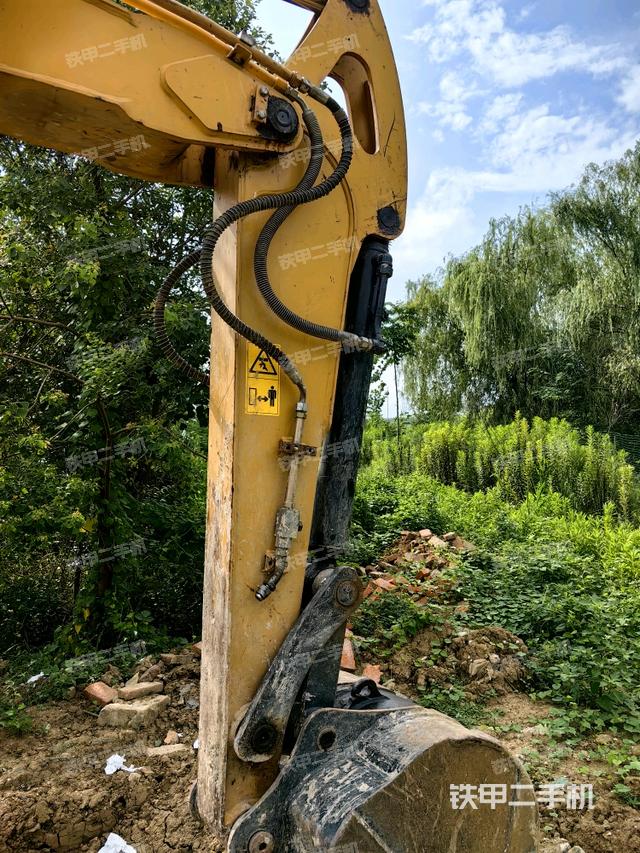 小臂整體左后（工作和回轉(zhuǎn)裝置）