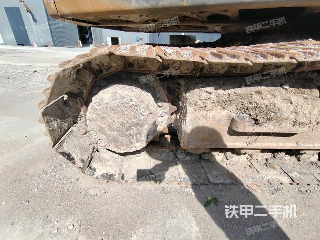 左驱动轮(行走机构) 左驱动轮(行走机构)
