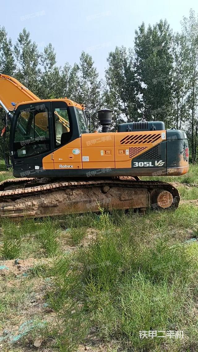 現(xiàn)代R305LVS挖掘機(jī)