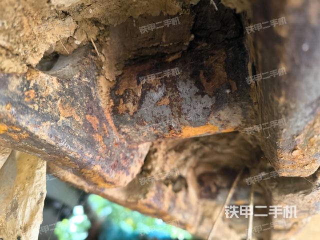 左驅(qū)動輪(行走機構(gòu)) 左驅(qū)動輪(行走機構(gòu))