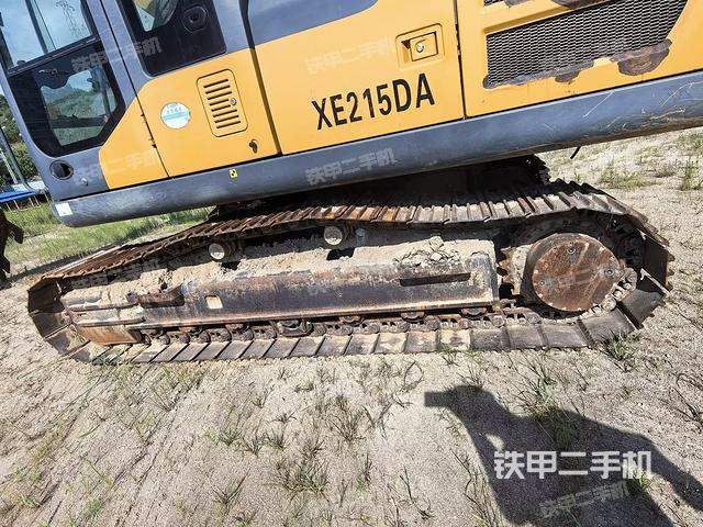 左側(cè)履帶整體?(行走機構(gòu)) 左側(cè)履帶整體?(行走機構(gòu))