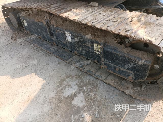 右側(cè)履帶整體?(行走機構(gòu)) 右側(cè)履帶整體?(行走機構(gòu))