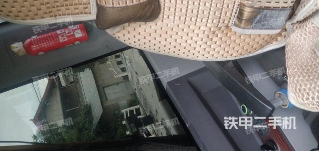 驾驶室整体（整机外观）