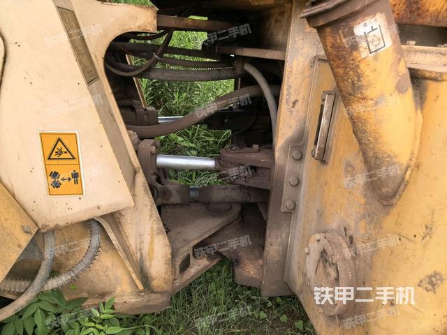 前驅(qū)動(dòng)橋（液壓/傳動(dòng)系統(tǒng)）