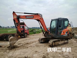 合肥斗山DX55-9C挖掘机实拍图片