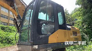 徐工XE135D挖掘机实拍图片