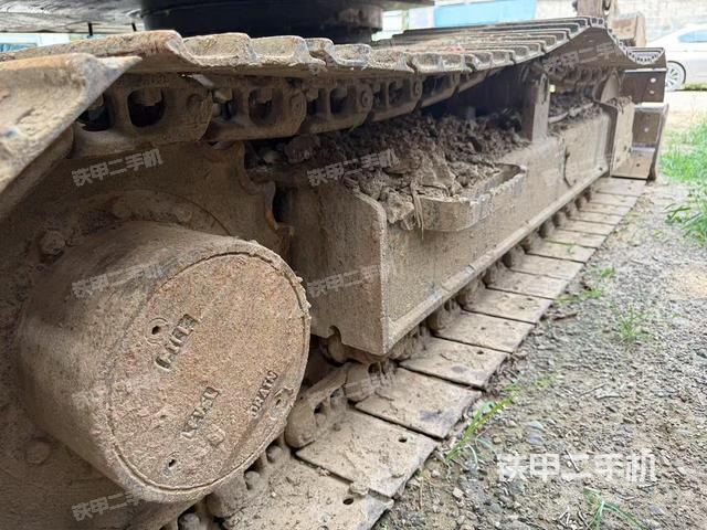 單側(cè)履帶整體（整機(jī)外觀）