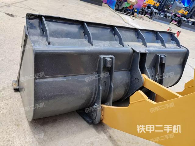 工作装置整体（整机外观及大件）