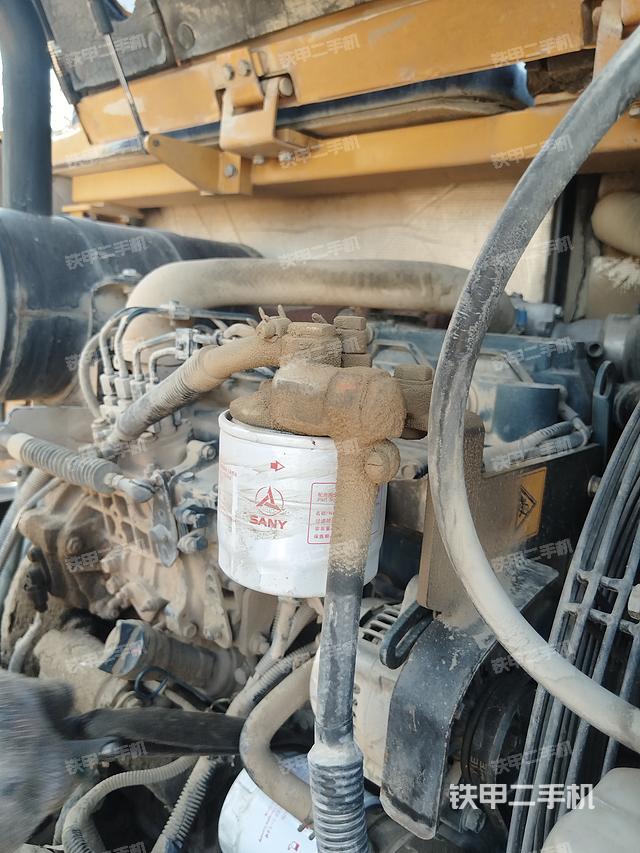 发动机整体俯视（整机外观）