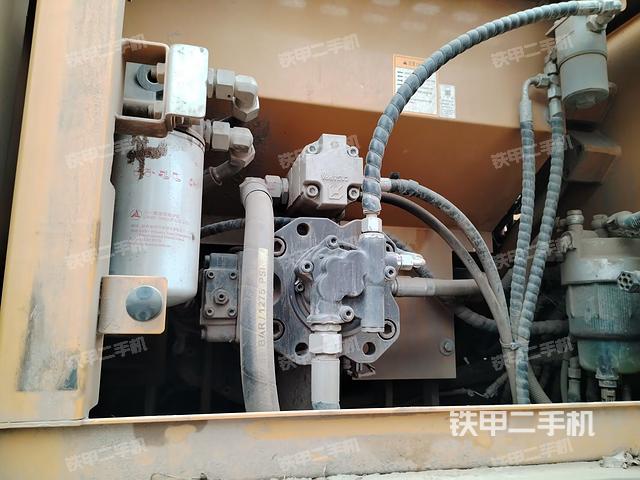 液壓泵室(大件艙室) 液壓泵室(大件艙室)