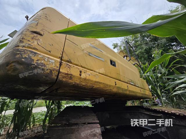 整机右后45°(整机外观) 整机右后45°(整机外观)