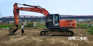 日立ZX200LC-3挖掘机实拍图片