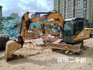 徐工XE75D挖掘机实拍图片