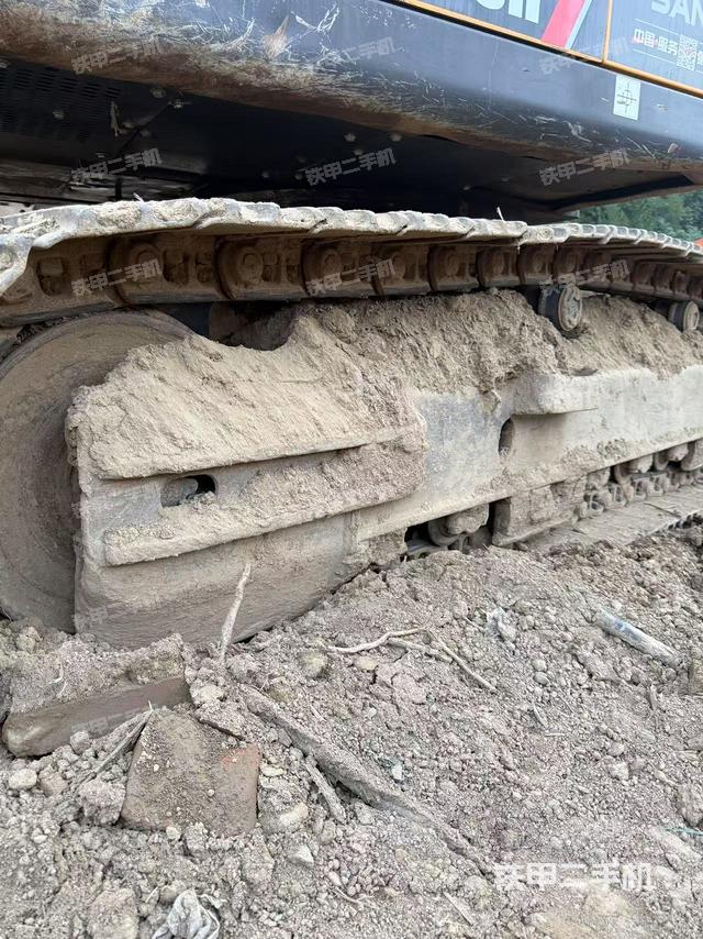 单侧履带整体（整机外观）