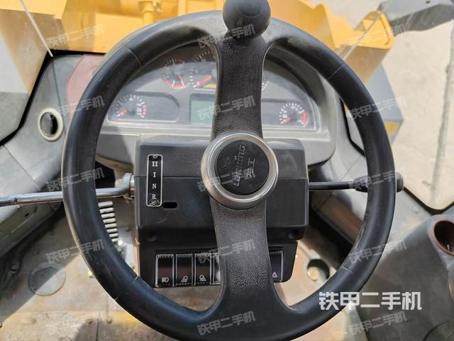 驾驶室操作台（整机外观及大件）