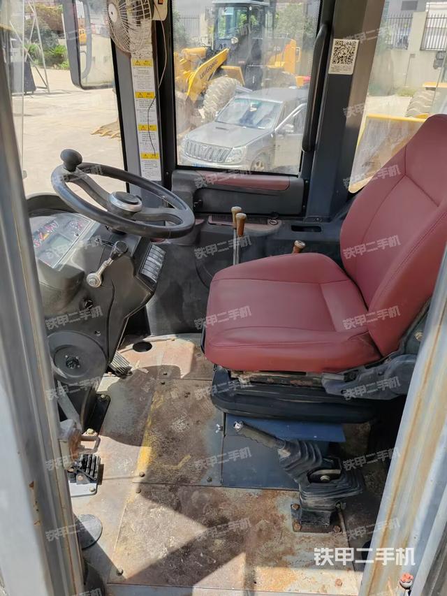 驾驶室工作台（整机外观及大件）