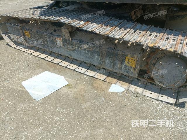 單側(cè)履帶整體（整機(jī)外觀）