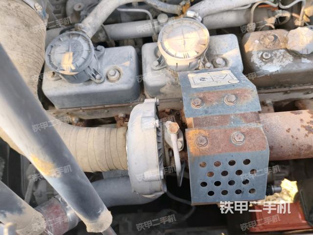 發(fā)動機(jī)整體俯視(整機(jī)外觀) 發(fā)動機(jī)整體俯視(整機(jī)外觀)