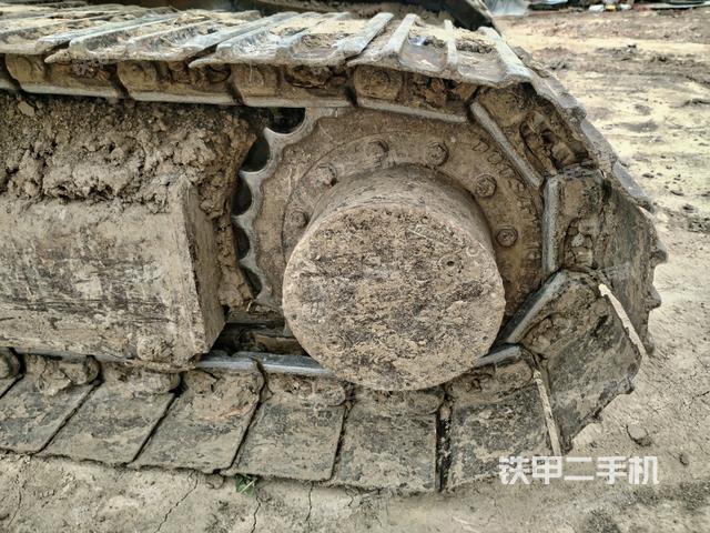 左驅(qū)動輪(行走機(jī)構(gòu)) 左驅(qū)動輪(行走機(jī)構(gòu))