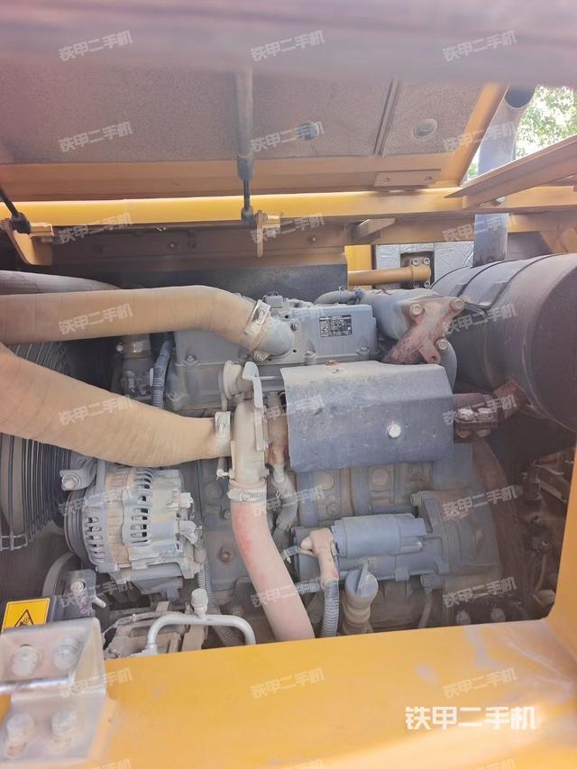 發(fā)動(dòng)機(jī)整體俯視（整機(jī)外觀）