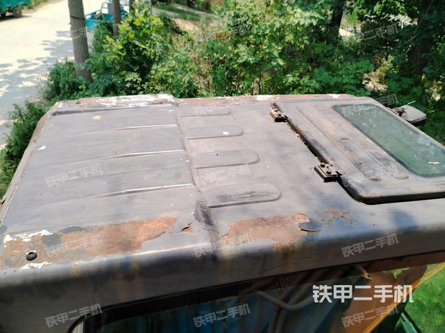 驾驶室顶部俯视(上车部件) 驾驶室顶部俯视(上车部件)