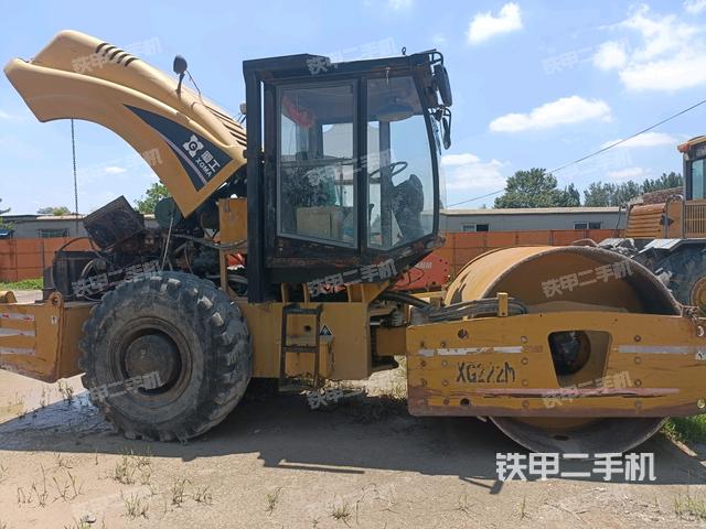 整机右侧(设备外观及核心部件) 整机右侧(设备外观及核心部件)