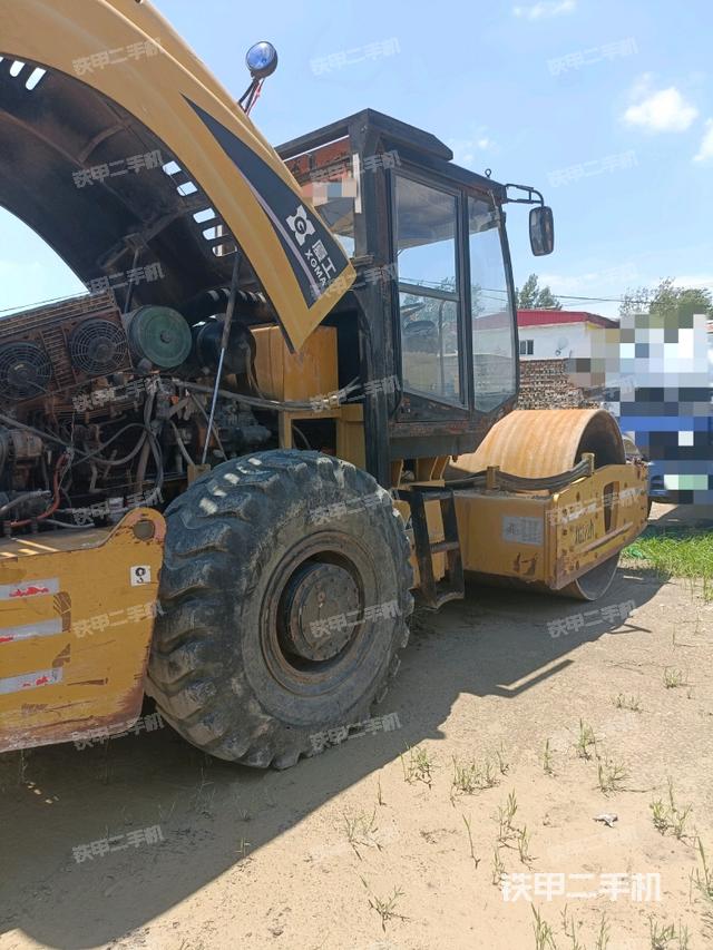 整机右后45°(设备外观及核心部件) 整机右后45°(设备外观及核心部件)