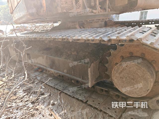 左側履帶整體?(行走機構) 左側履帶整體?(行走機構)