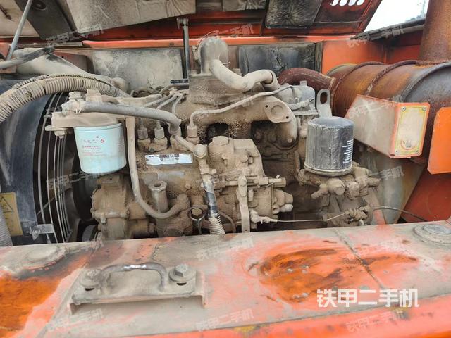 發(fā)動機整體俯視(整機外觀) 發(fā)動機整體俯視(整機外觀)